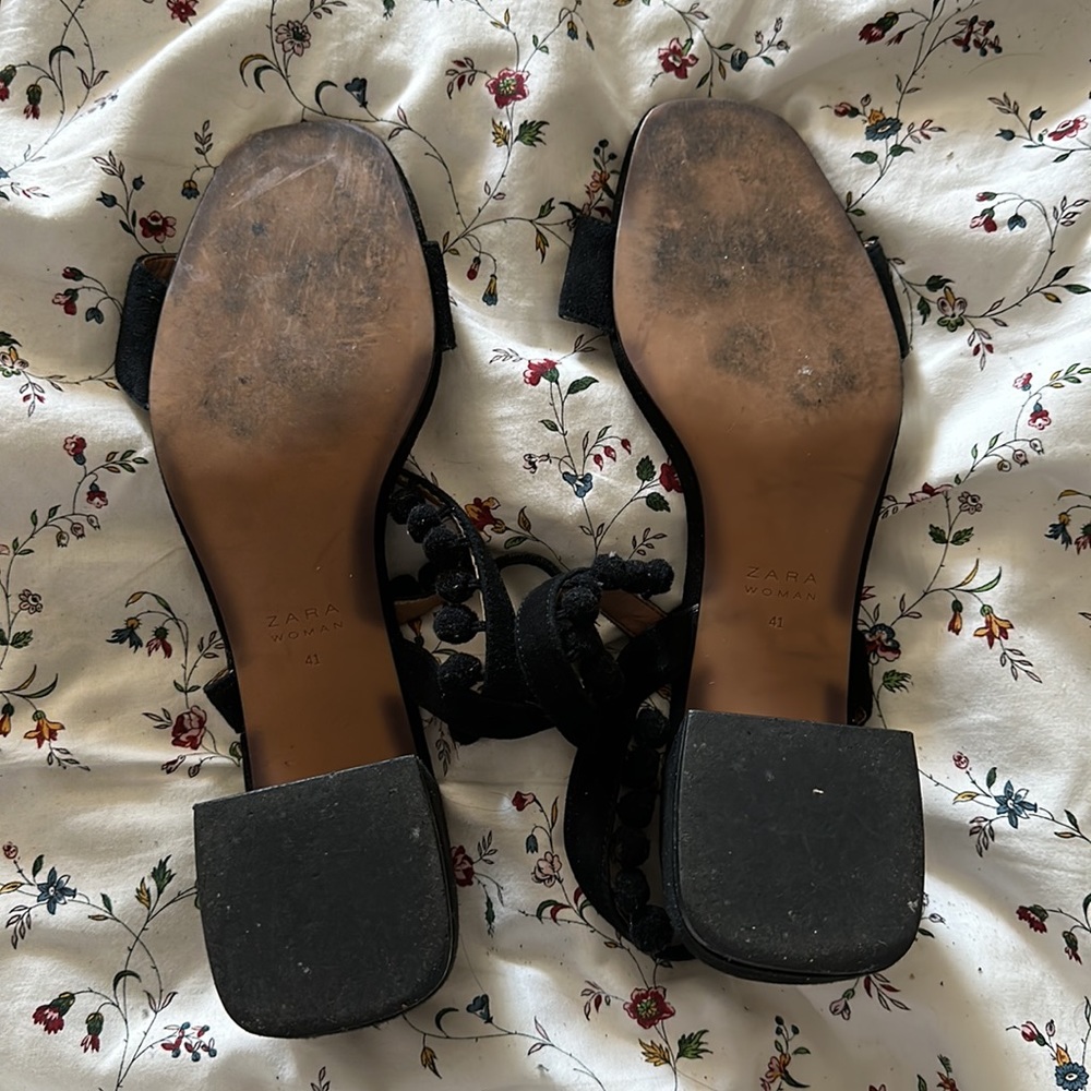 ZARA POM POM TRIM SANDALS - Picture 4 of 4